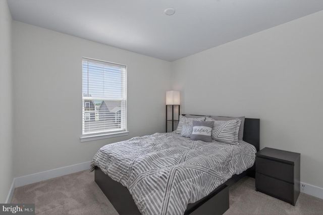 1328 MONOCACY CROSSING PKWY, Brunswick, MD 21716