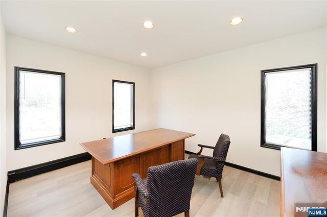 0-99 Plaza Road 2, Fair Lawn, NJ 07410
