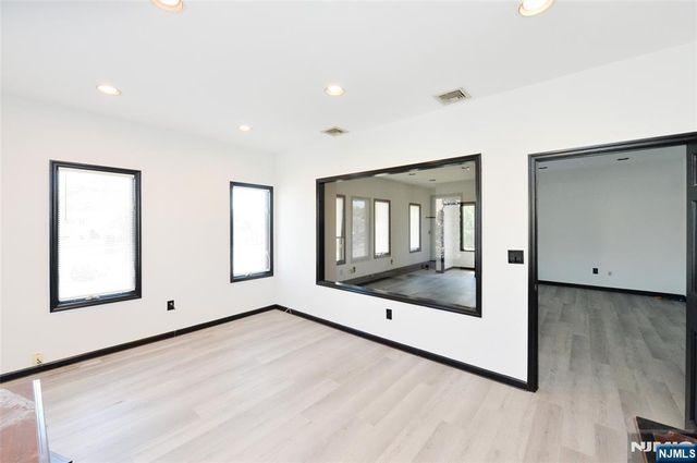 0-99 Plaza Road 2, Fair Lawn, NJ 07410