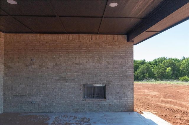 501 Still Meadows, Guthrie, OK 73044