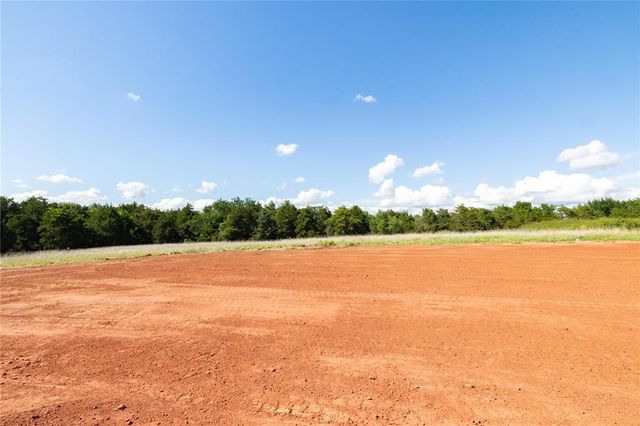 501 Still Meadows, Guthrie, OK 73044