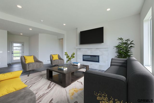 21816 Buchanan Parkway, Gretna, NE 68028