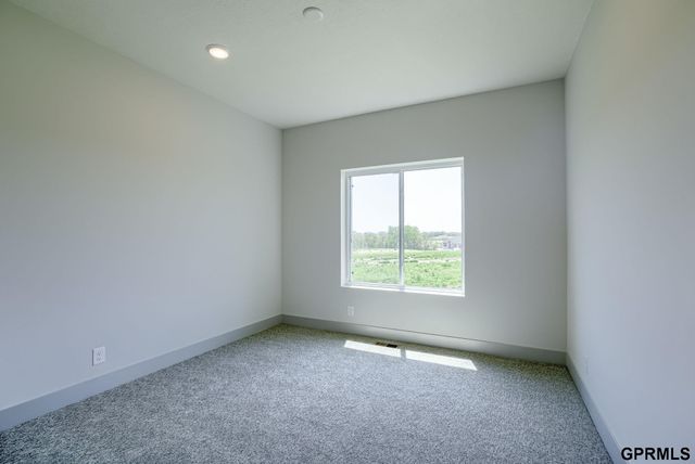 21816 Buchanan Parkway, Gretna, NE 68028