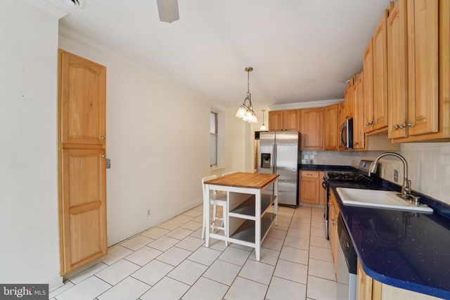 2206 E BALTIMORE ST, Baltimore, MD 21231