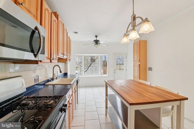 2206 E BALTIMORE ST, Baltimore, MD 21231