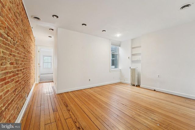 2206 E BALTIMORE ST, Baltimore, MD 21231