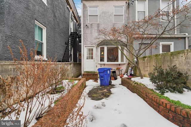 2206 E BALTIMORE ST, Baltimore, MD 21231