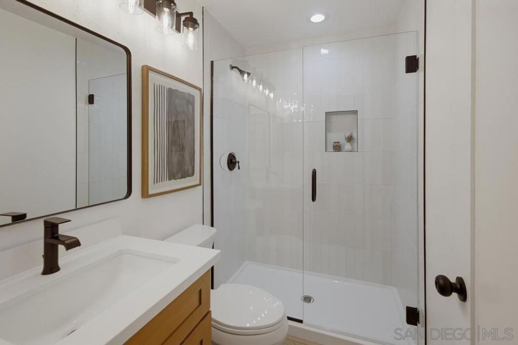 Image 8 of property listing at 1644 Forestdale 1644 Forestdale dr, San Diego, CA 92024