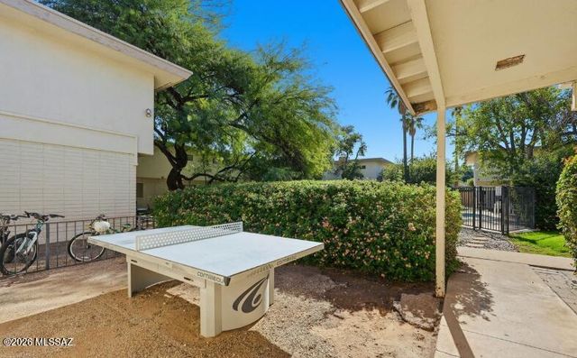 101 E University Boulevard APT 1, Tucson, AZ 85705