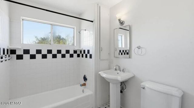 101 E University Boulevard APT 1, Tucson, AZ 85705