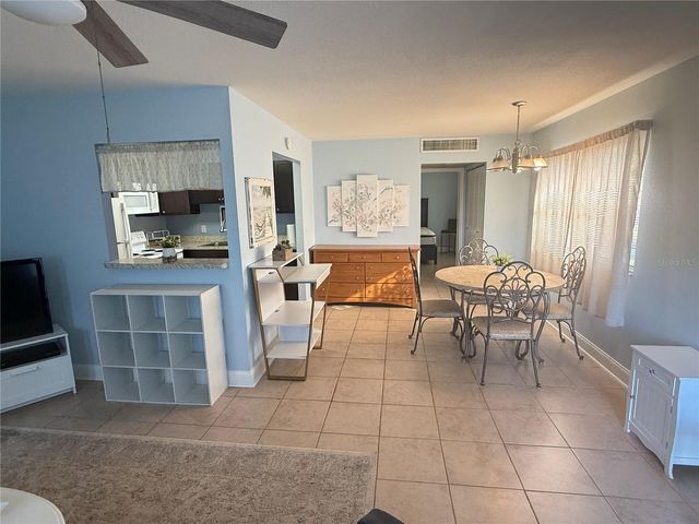 1802 BEDFORD TERRACE 170, Sun City Center, FL 33573