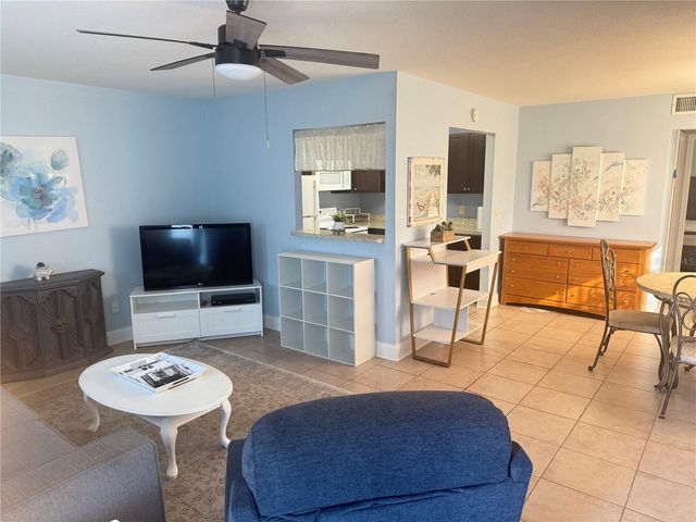 1802 BEDFORD TERRACE 170, Sun City Center, FL 33573