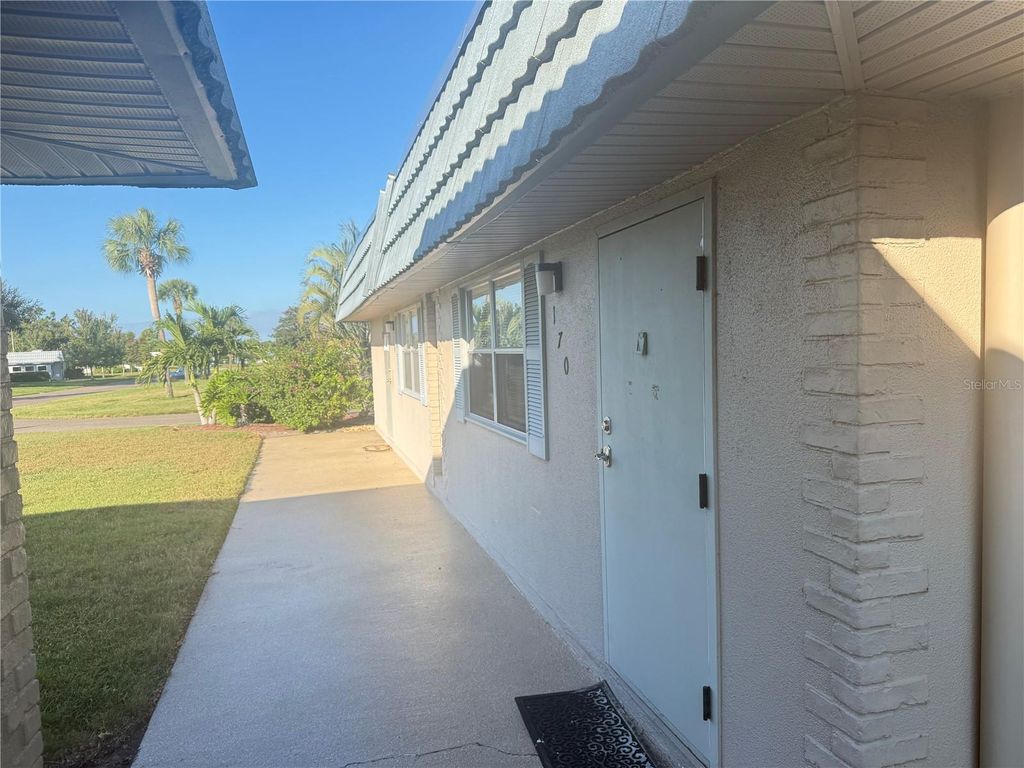 1802 BEDFORD TERRACE 170, Sun City Center, FL 33573