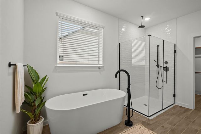 12402 Old Fashion Circle, Mont Belvieu, TX 77535