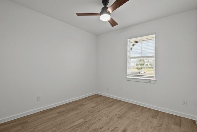 12402 Old Fashion Circle, Mont Belvieu, TX 77535