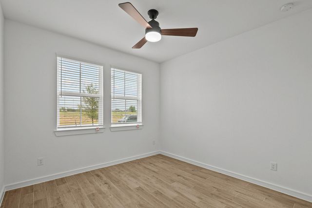 12402 Old Fashion Circle, Mont Belvieu, TX 77535
