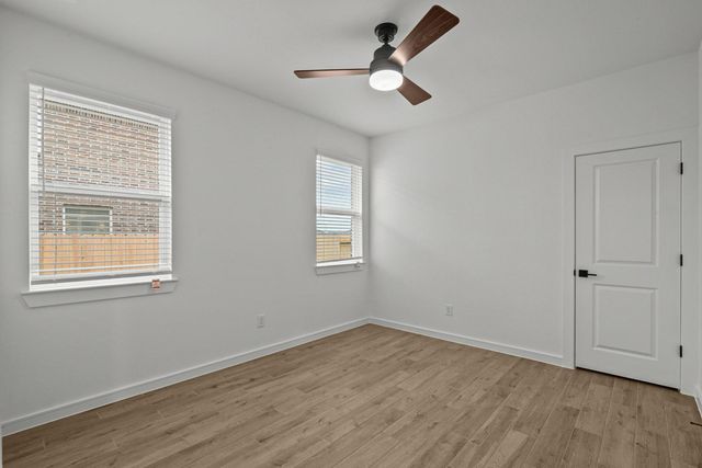 12402 Old Fashion Circle, Mont Belvieu, TX 77535