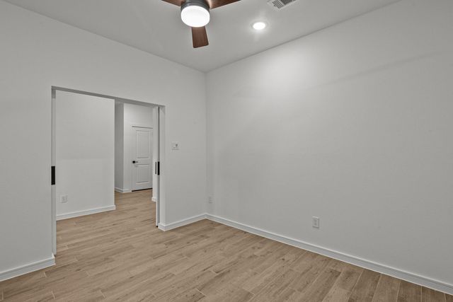 12402 Old Fashion Circle, Mont Belvieu, TX 77535