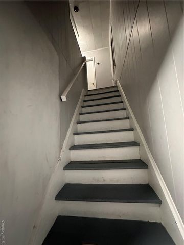 44 Harding Avenue, Hicksville, NY 11801