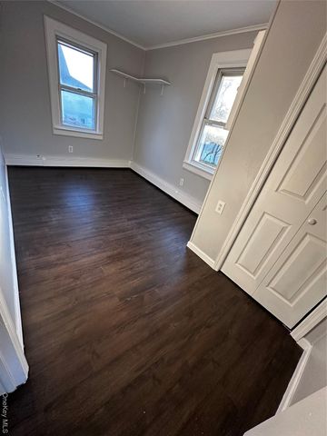 44 Harding Avenue, Hicksville, NY 11801