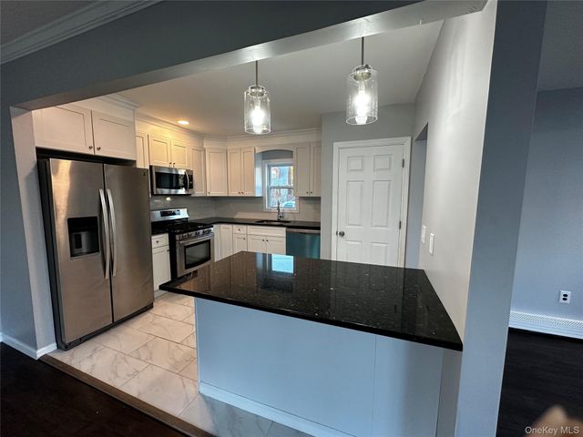 44 Harding Avenue, Hicksville, NY 11801