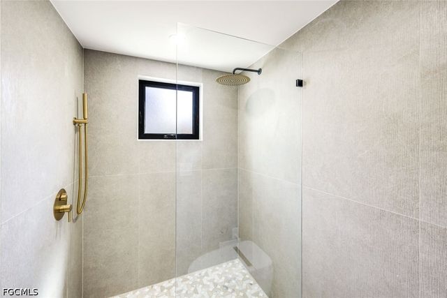 788 Park Shore DR E20, Naples, FL 34103