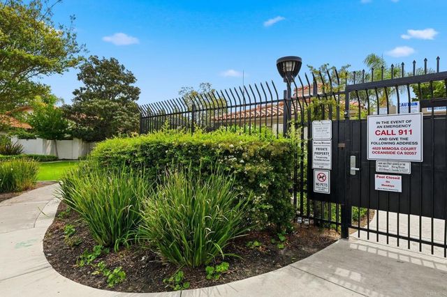 245 Smoke Tree Place, Oceanside, CA 92057