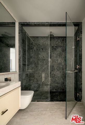 9900 S Santa Monica Boulevard 3A, Beverly Hills, CA 90212