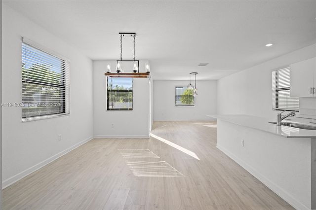 3508 W 108th St, Hialeah, FL 33018