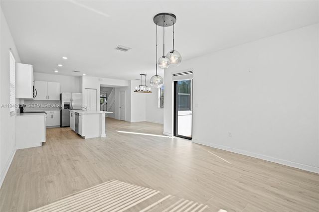 3508 W 108th St, Hialeah, FL 33018