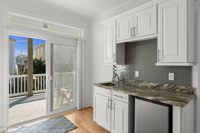 1318 N New River Drive, Surf City, NC 28445