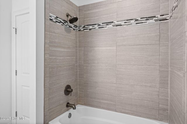 1318 N New River Drive, Surf City, NC 28445