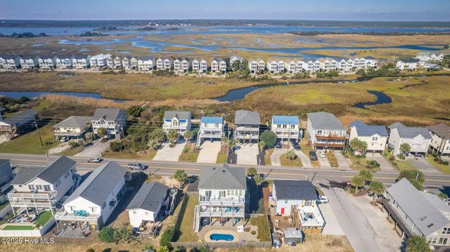 1318 N New River Drive, Surf City, NC 28445