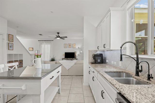 2601 Chandler Creek BLVD 11, Round Rock, TX 78665