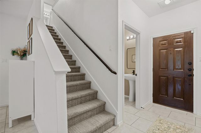 2601 Chandler Creek BLVD 11, Round Rock, TX 78665