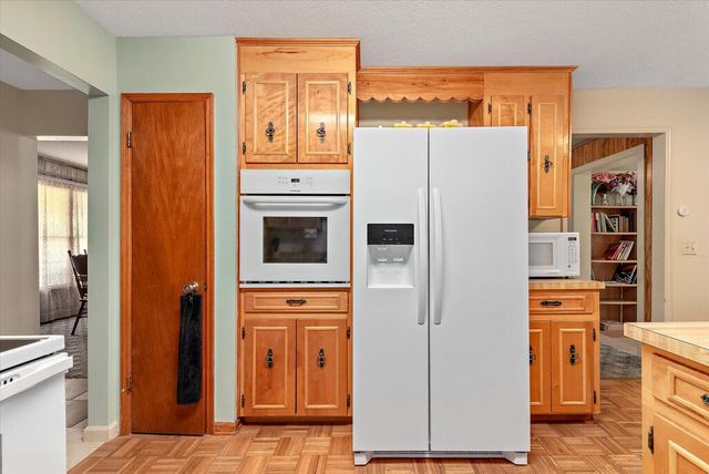 103 Dover Ct, Dothan, AL 36305