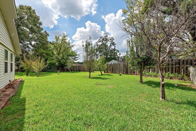 103 Dover Ct, Dothan, AL 36305