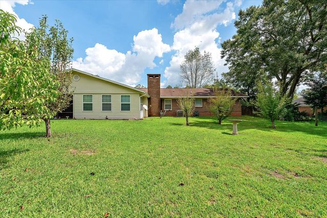 103 Dover Ct, Dothan, AL 36305