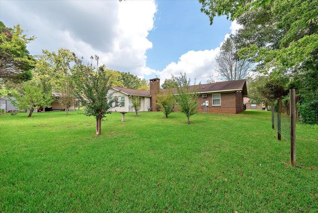 103 Dover Ct, Dothan, AL 36305