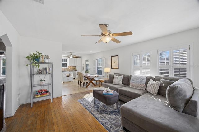 5824 GULFPORT BLVD S, Gulfport, FL 33707