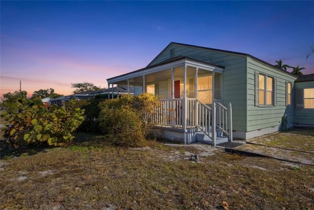 5824 GULFPORT BLVD S, Gulfport, FL 33707