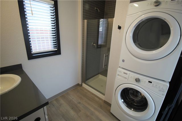 218 South 11th Street 4, Las Vegas, NV 89101