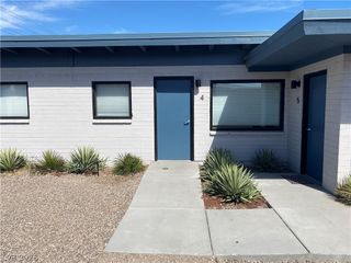 218 South 11th Street 4, Las Vegas, NV 89101
