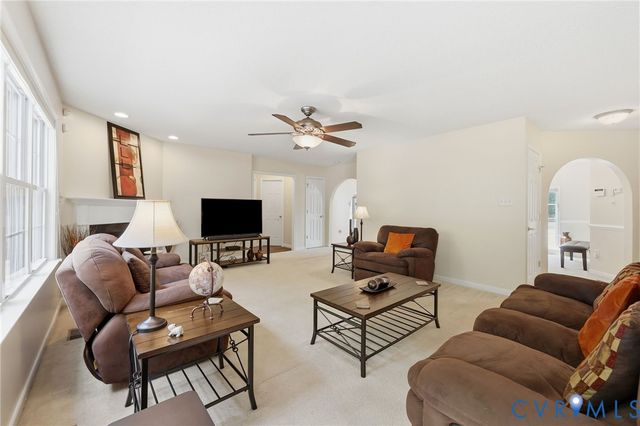 6400 Bateleur Ct, Henrico, VA 23231