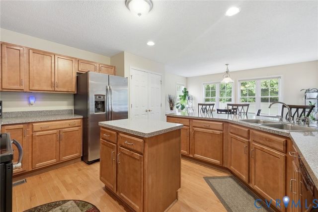 6400 Bateleur Ct, Henrico, VA 23231