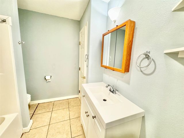 6203 Heards Lane B, Galveston, TX 77551