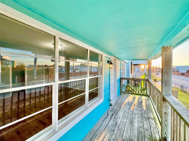 6203 Heards Lane B, Galveston, TX 77551