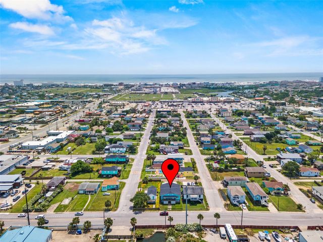 6203 Heards Lane B, Galveston, TX 77551