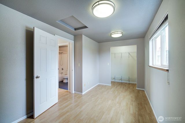 10231 36th Avenue SW, Seattle, WA 98146