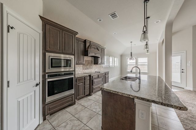 452 Wintergreen Drive, Waxahachie, TX 75165